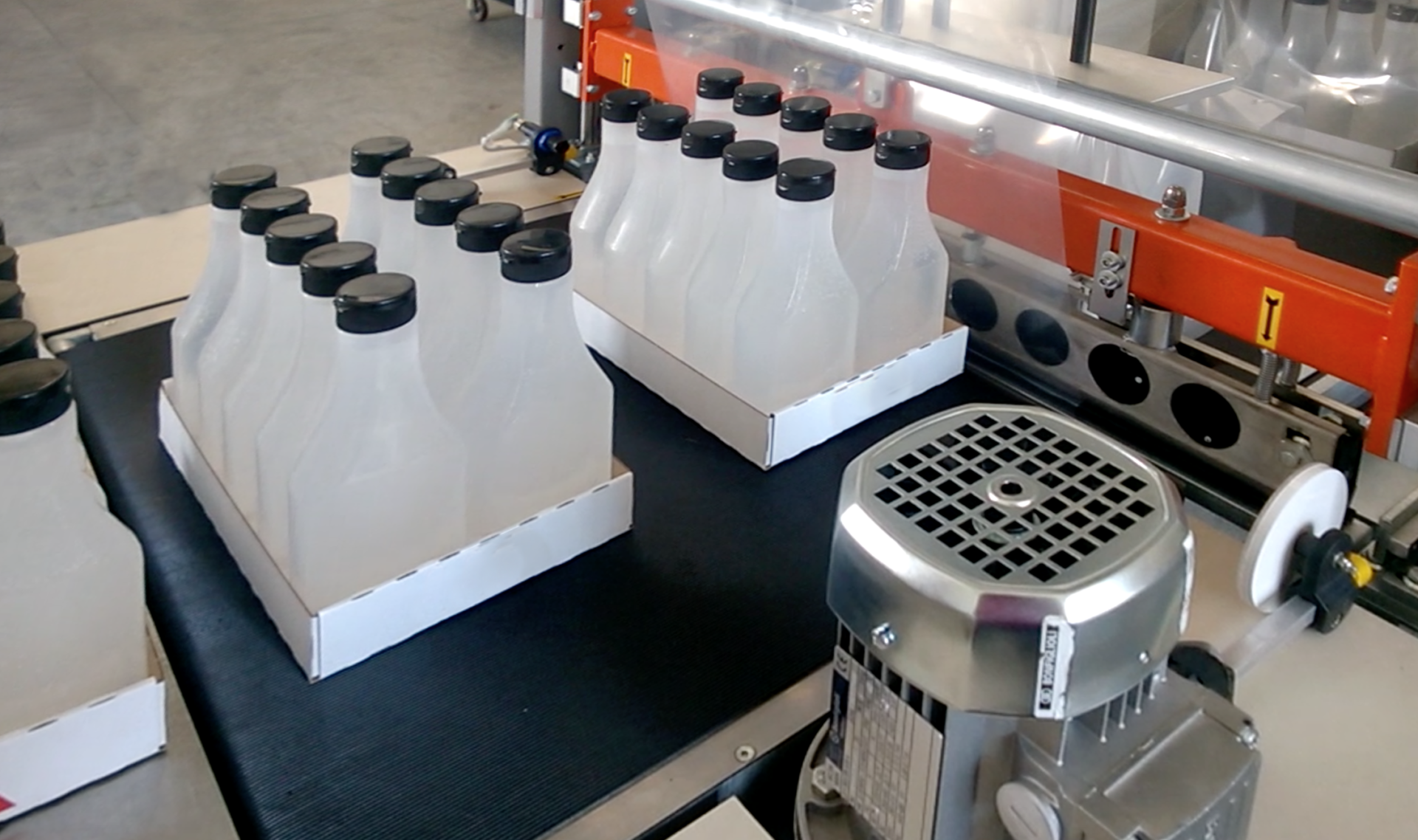 INTRAY A packaging machine designed especially for sauces, syrups, jams and delicious foods | aboutsales.it